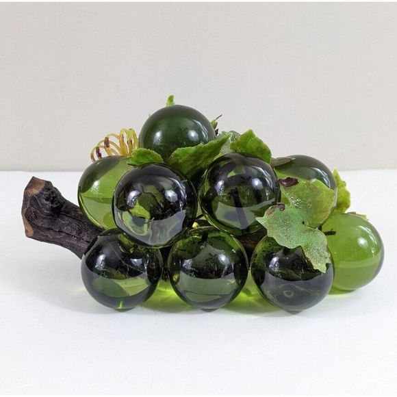Large Green Lucite Grapes Bunch Vintage Decor Translucent Plastic - Picture 1 of 16